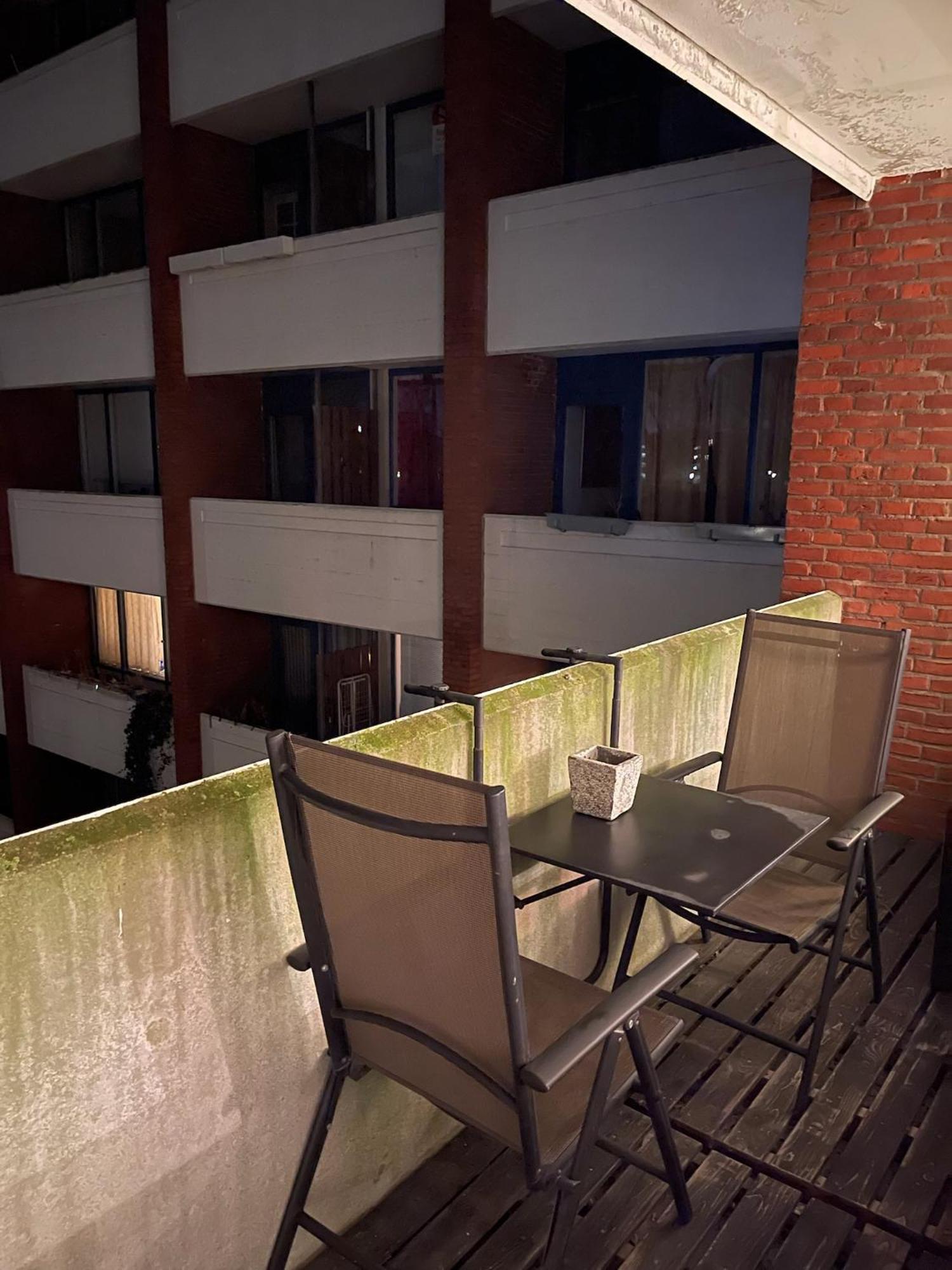 First Row Apartment With Balcony To The Ramparts 코펜하겐 외부 사진